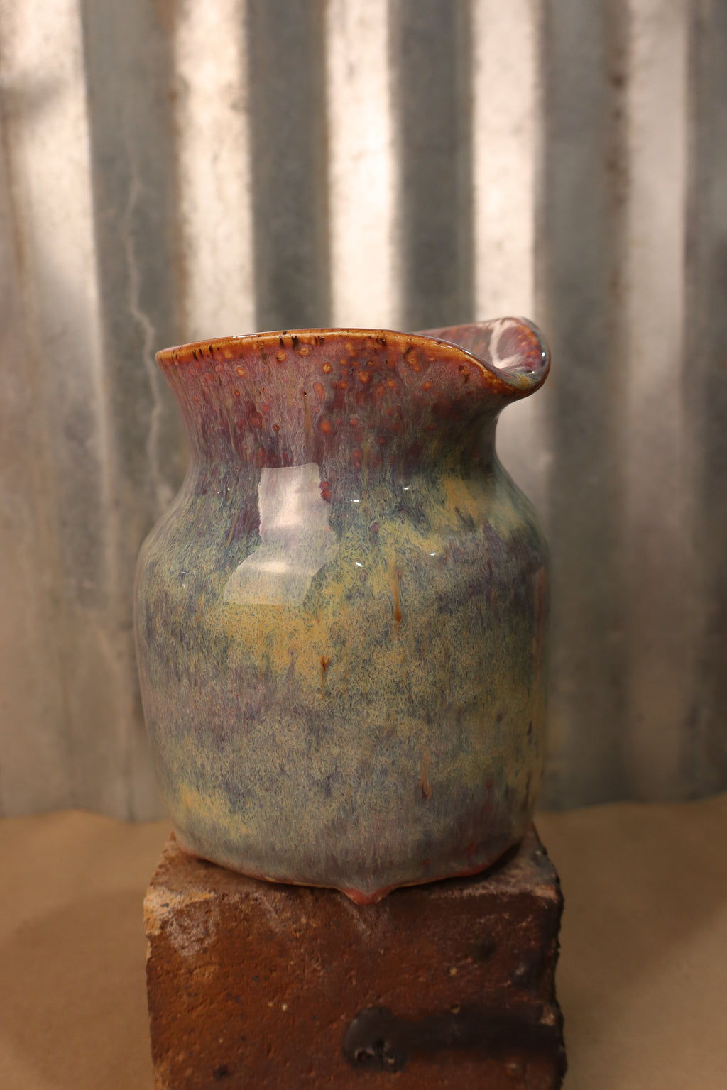 Trout Hand Pitcher